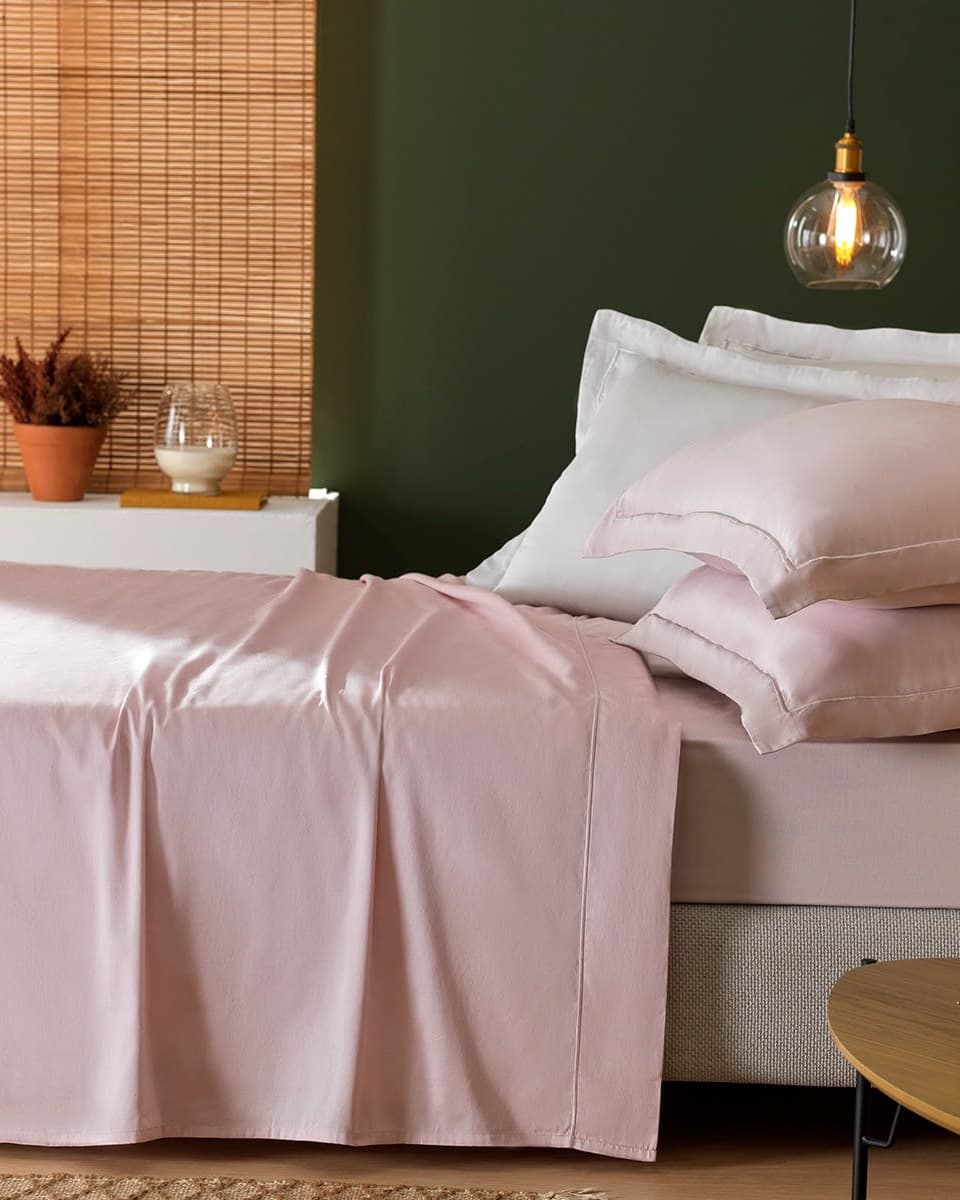 Cama